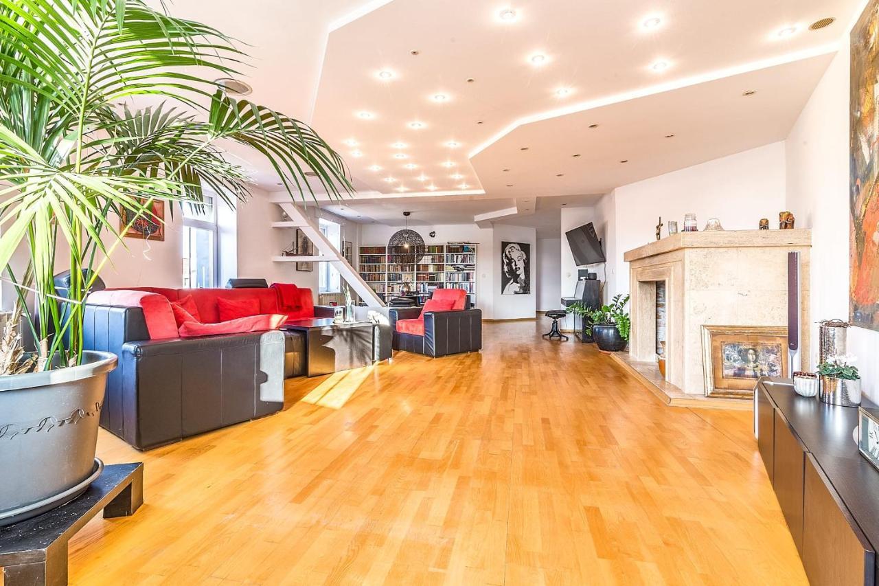 Modern City-Centre Penthouse With Spectacular Views / 135Sqm 萨格勒布 外观 照片