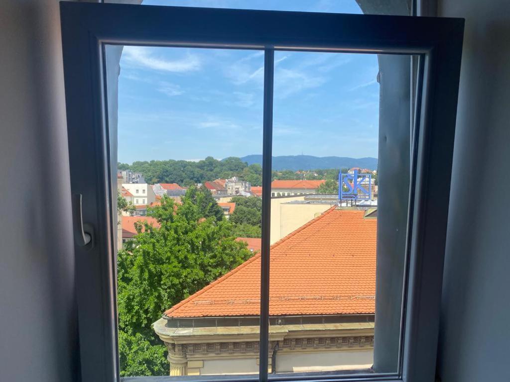 Modern City-Centre Penthouse With Spectacular Views / 135Sqm 萨格勒布 外观 照片